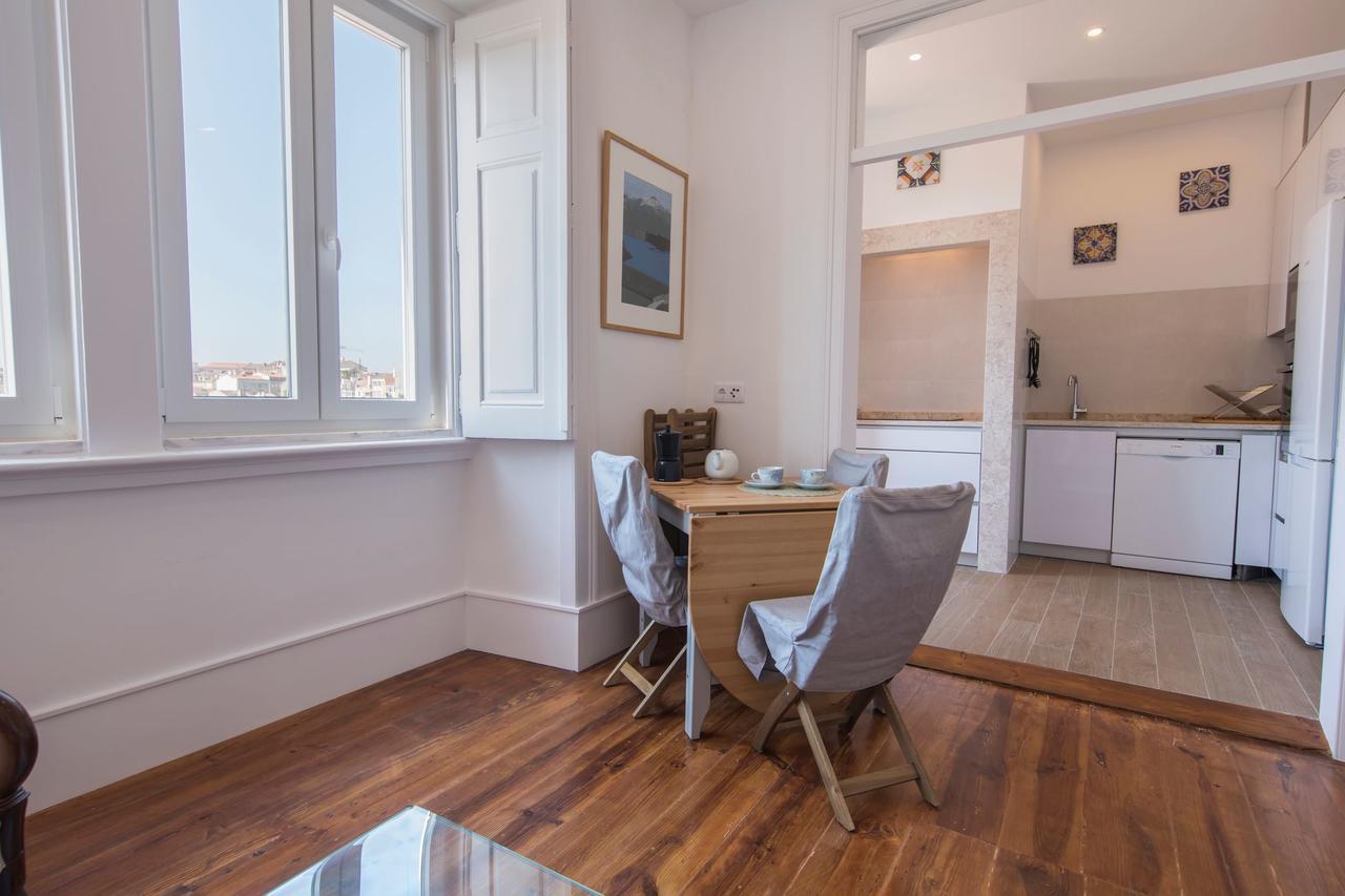 Lovelystay - Comfortable Apartment With River Views Lisbona Esterno foto